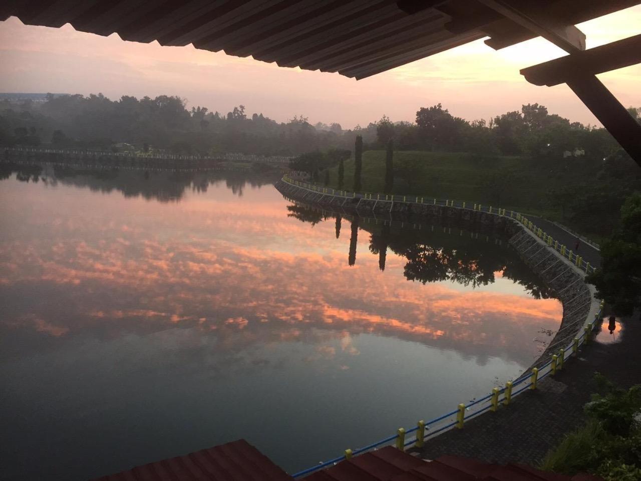 Omah Kenangan At Seven Trumpets Resort Maguwo 外观 照片