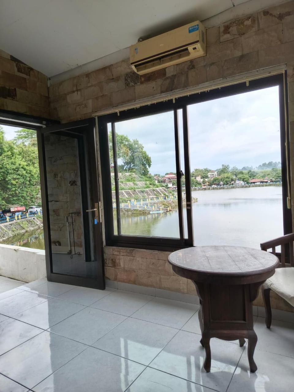Omah Kenangan At Seven Trumpets Resort Maguwo 外观 照片
